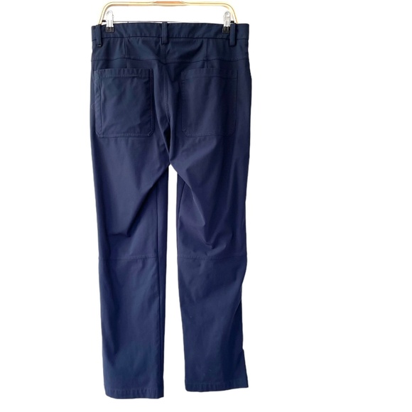 Lululemon Navy Mission Pant, Size 34 - Picture 9 of 15